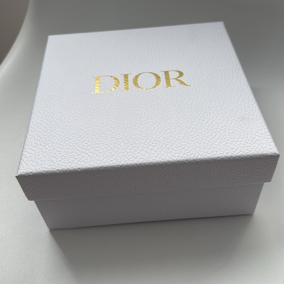 Dior gift box - Picture 2 of 3